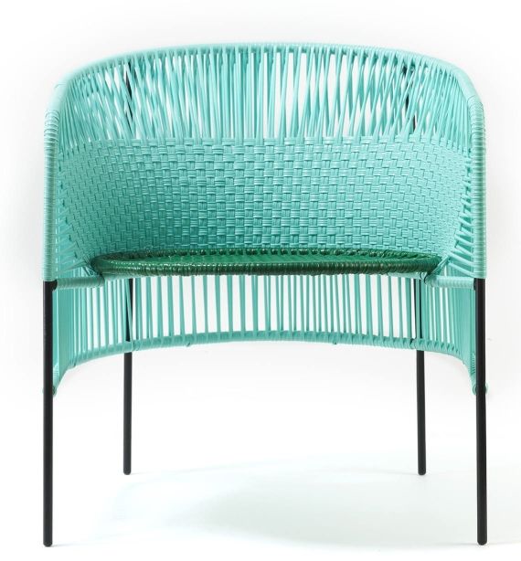 Caribe Lounge Chair: Outdoor Sessel in Türkis mit schwarzem Gestell und smaragdgrüner Sitzfläche.