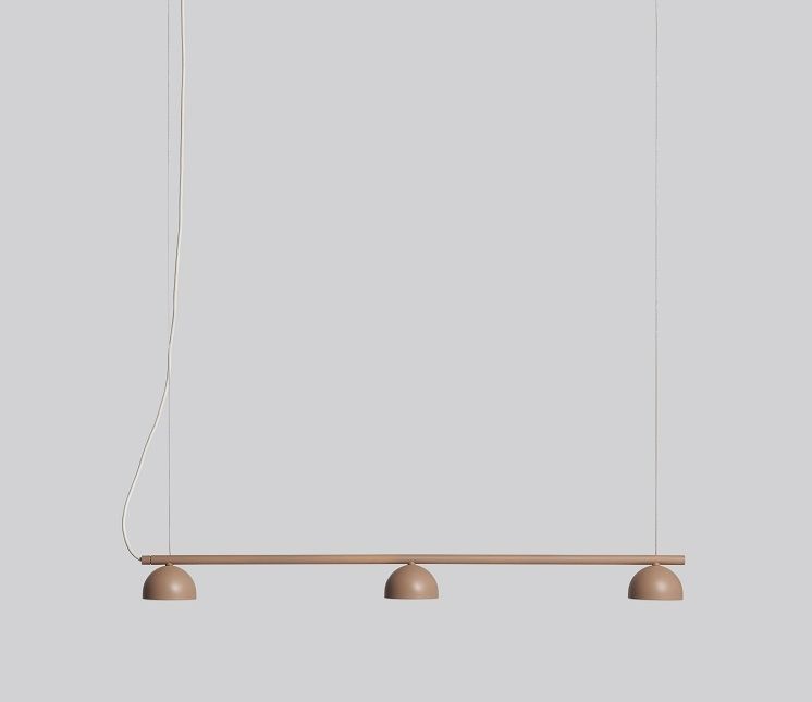 Beige Blush Rail Pendelleuchte von Northern: Moderne Hängelampe mit drei Leuchten für Wohnzimmer und Esszimmer.