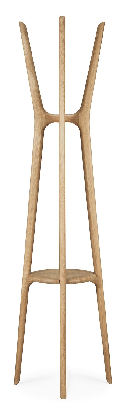 PI Garderobenständer aus Eiche von Ethnicraft: Moderner Garderobenständer aus massivem Eichenholz mit Ablage.