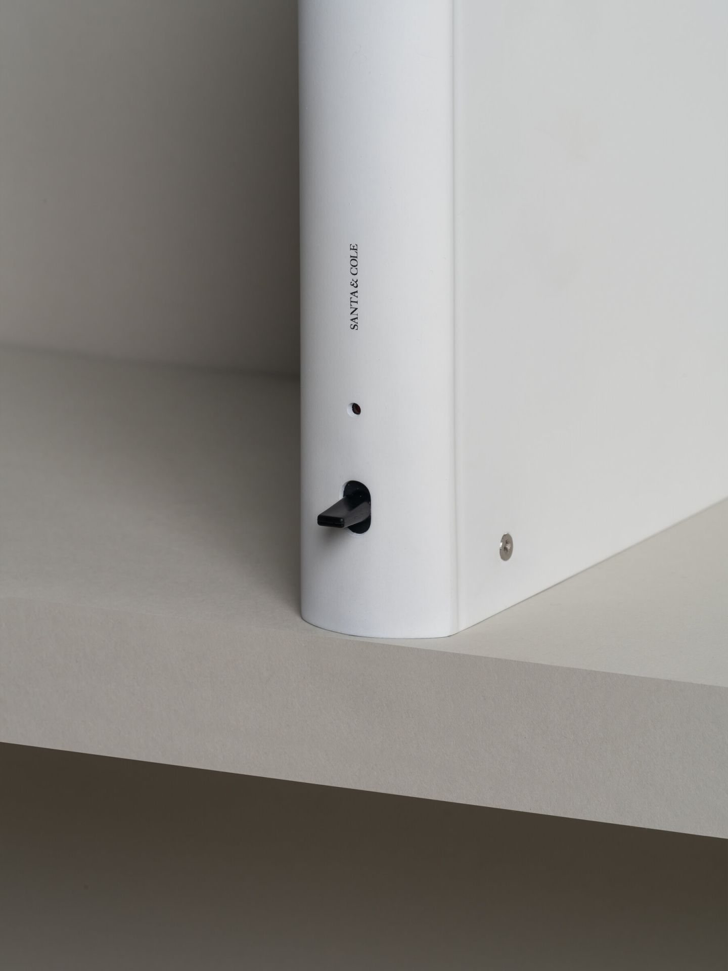 Bib Luz Tischleuchte Off White Santa & Cole