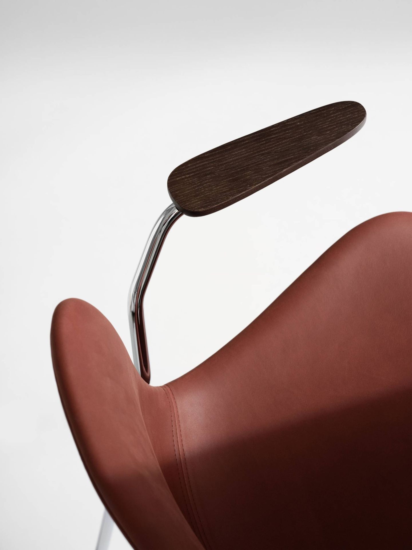 Langue Stack Armchair Armlehnenstuhl Vollgepolstert NORR11