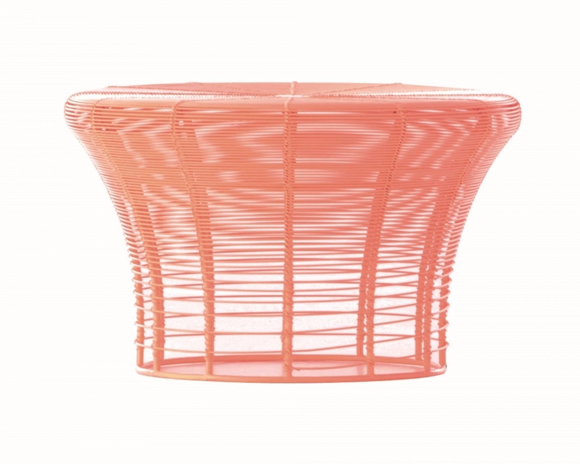 Aram Tisch: Anthrazitfarbener Beistelltisch aus geflochtenem Metall, modernes Design für Wohnzimmer und Terrasse.