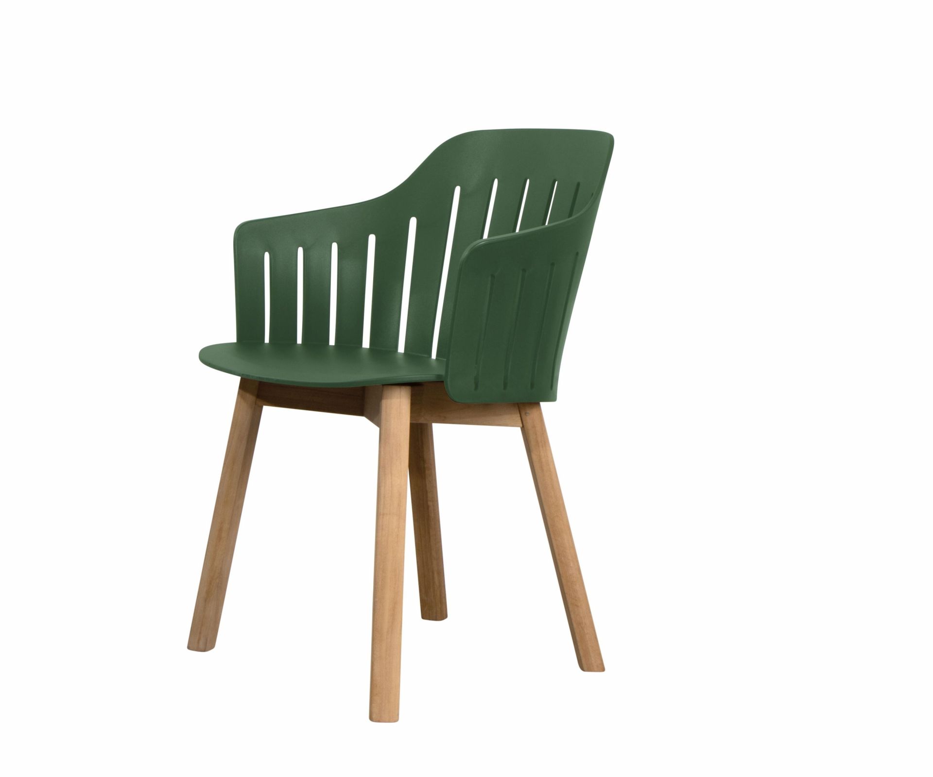 Dunkelgrüner Cane-Line Choice Outdoor Stuhl mit Teakholzbeinen. Moderner Gartenstuhl für Terrasse und Balkon.
