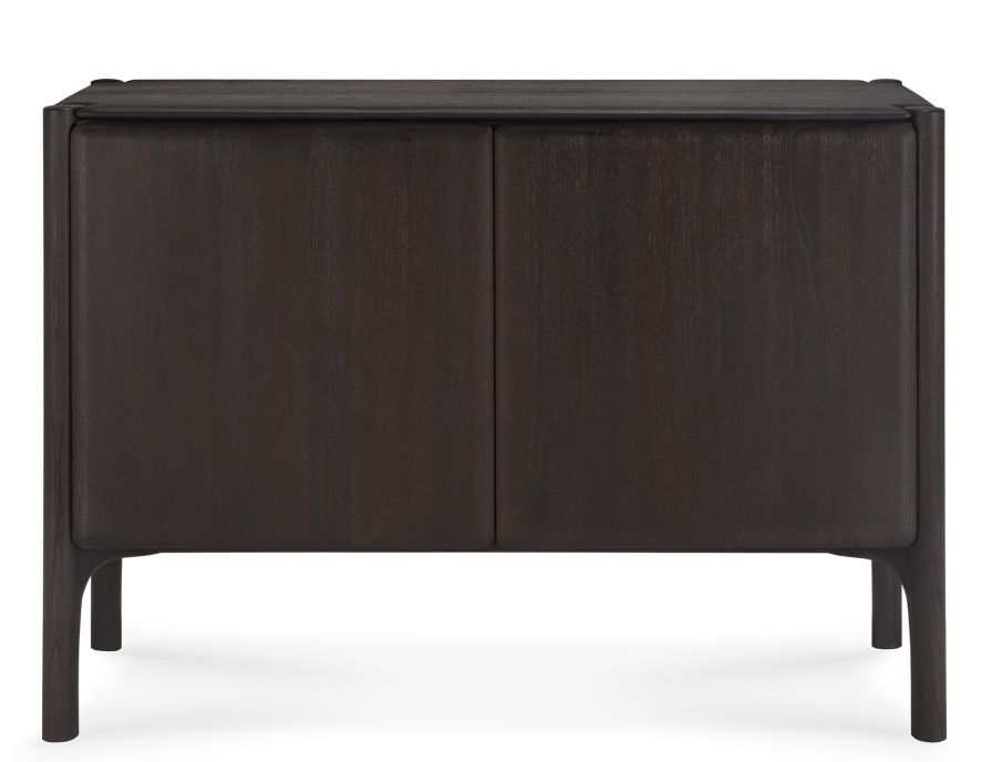 PI Sideboard von Ethnicraft aus dunklem Holz mit zwei Türen und schlichtem Design.