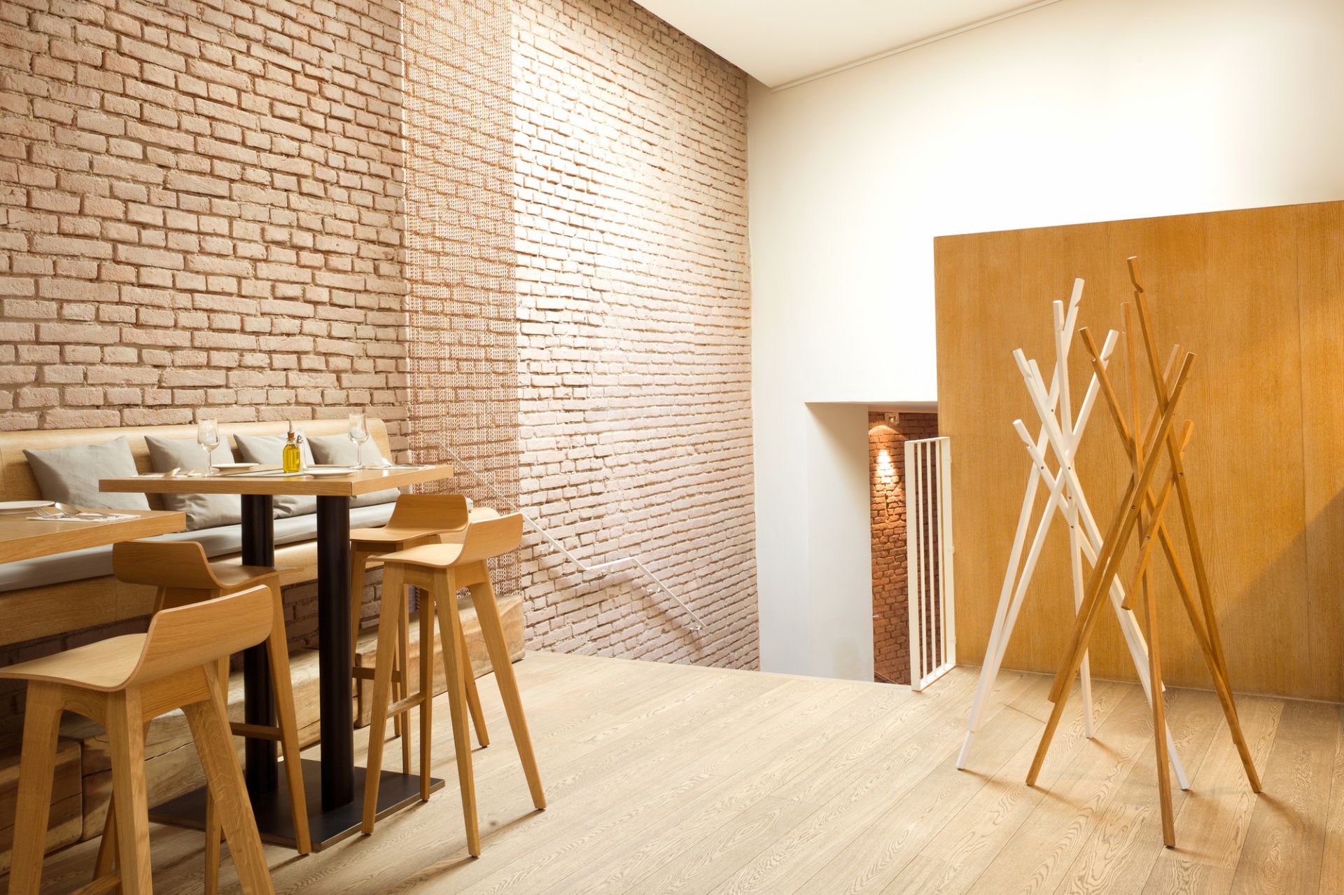 Sticks Garderobenständer Schönbuch nussbaum