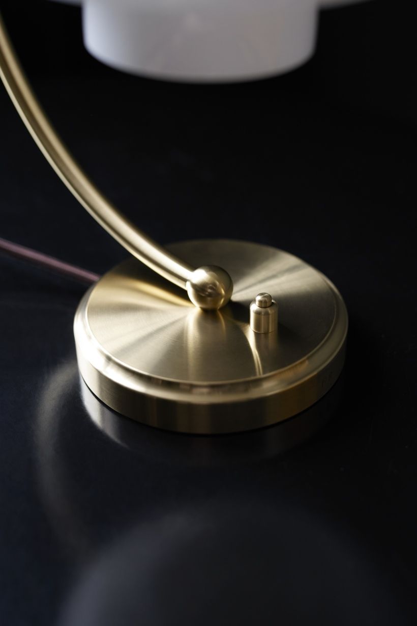 PH 2/2 Luna Tischleuchte Messing / Opal Glas Louis Poulsen LIMITED EDITION