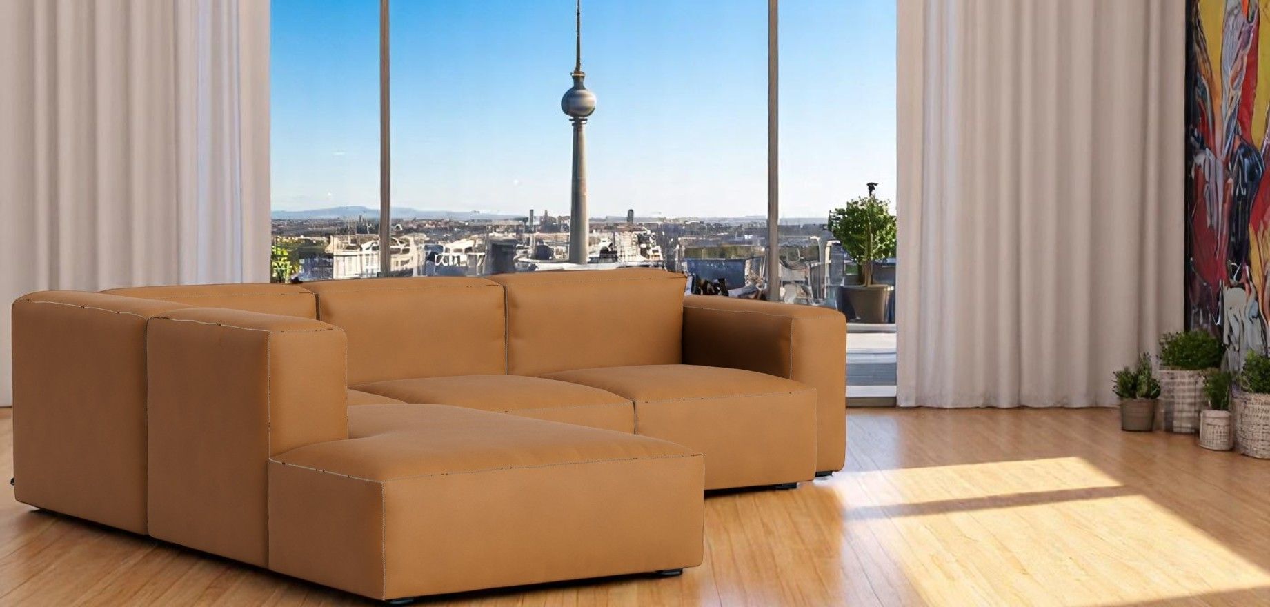 Beige Mags Soft Sofa Eckkombination mit niedriger Armlehne links von Hay vor Berliner Skyline.