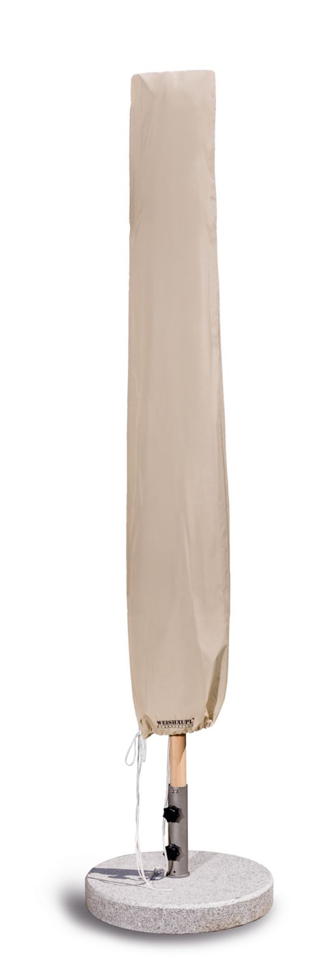 Beige Schutzhülle aus Synthetikgewebe für einen Weishäupl Sonnenschirm mit 261 cm Durchmesser.