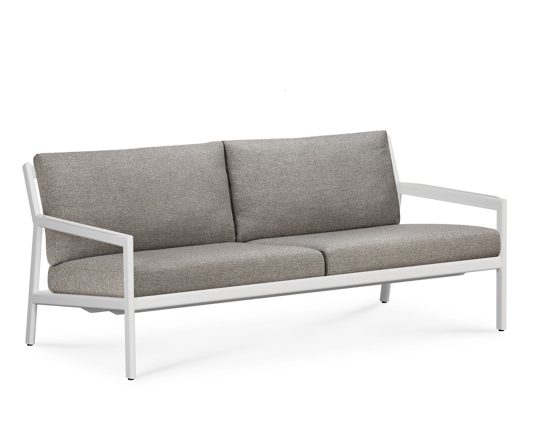 Ethnicraft Jack Outdoor Sofa: 2-Sitzer Gartensofa mit weißem Aluminiumrahmen und grauen Polsterkissen.