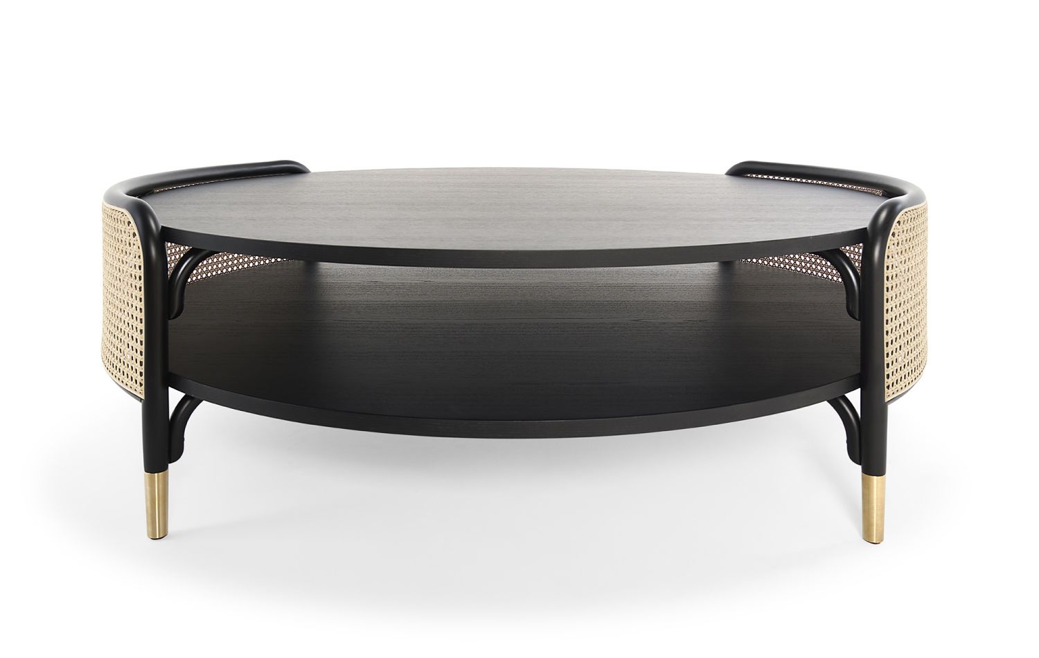 DETOUR Couchtisch von Wiener GTV Design: Runder, schwarzer Holztisch mit Wiener Geflecht und Ablage.