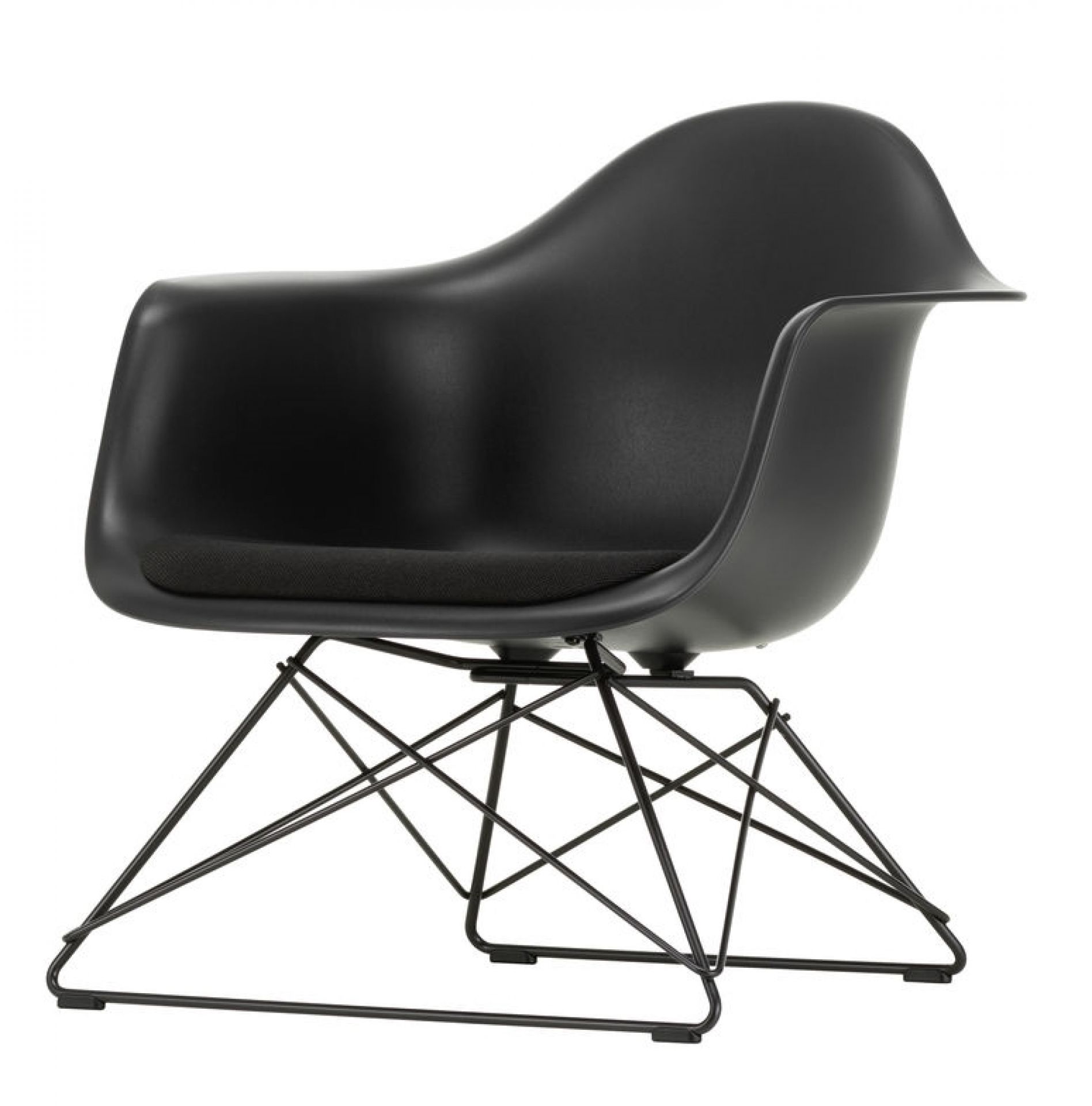 Schwarzer Eames Plastic Arm Chair LAR Stuhl mit Sitzpolster und Drahtgestell von Vitra.