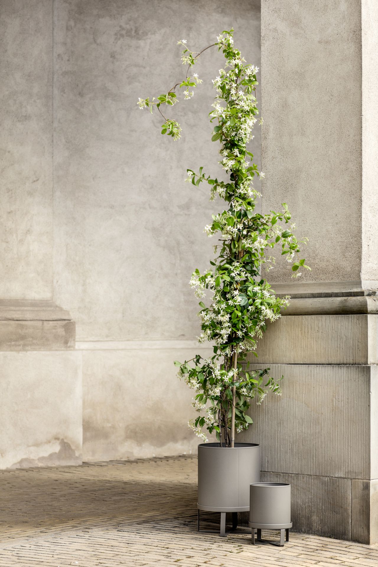 Bau Pot Blumentopf Groß Ferm Living Schwarz