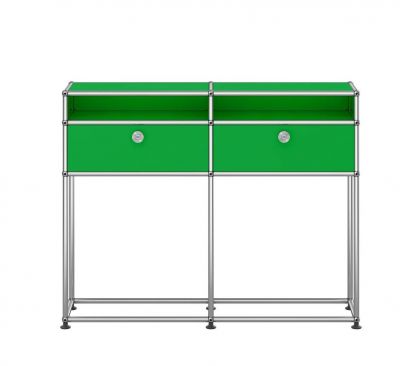 USM Haller Sideboard in Grün mit zwei Schubladen und verchromtem Gestell, modernes Design.
