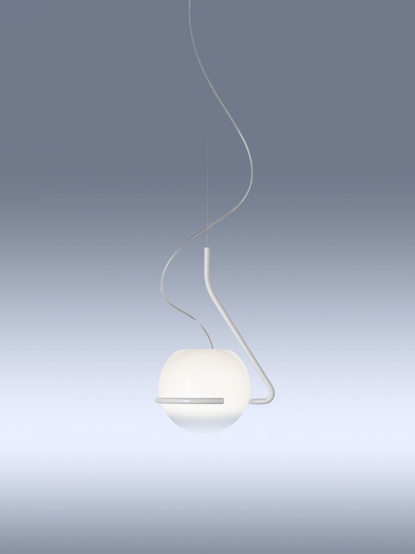 Weiße Tonda Pendelleuchte von Foscarini mit runder Form und minimalistischem Design für moderne Innenräume.