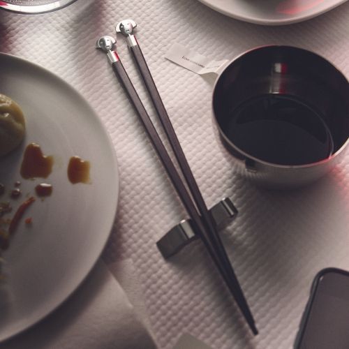 AM44SET1 Anna Stick Esstäbchen Alessi