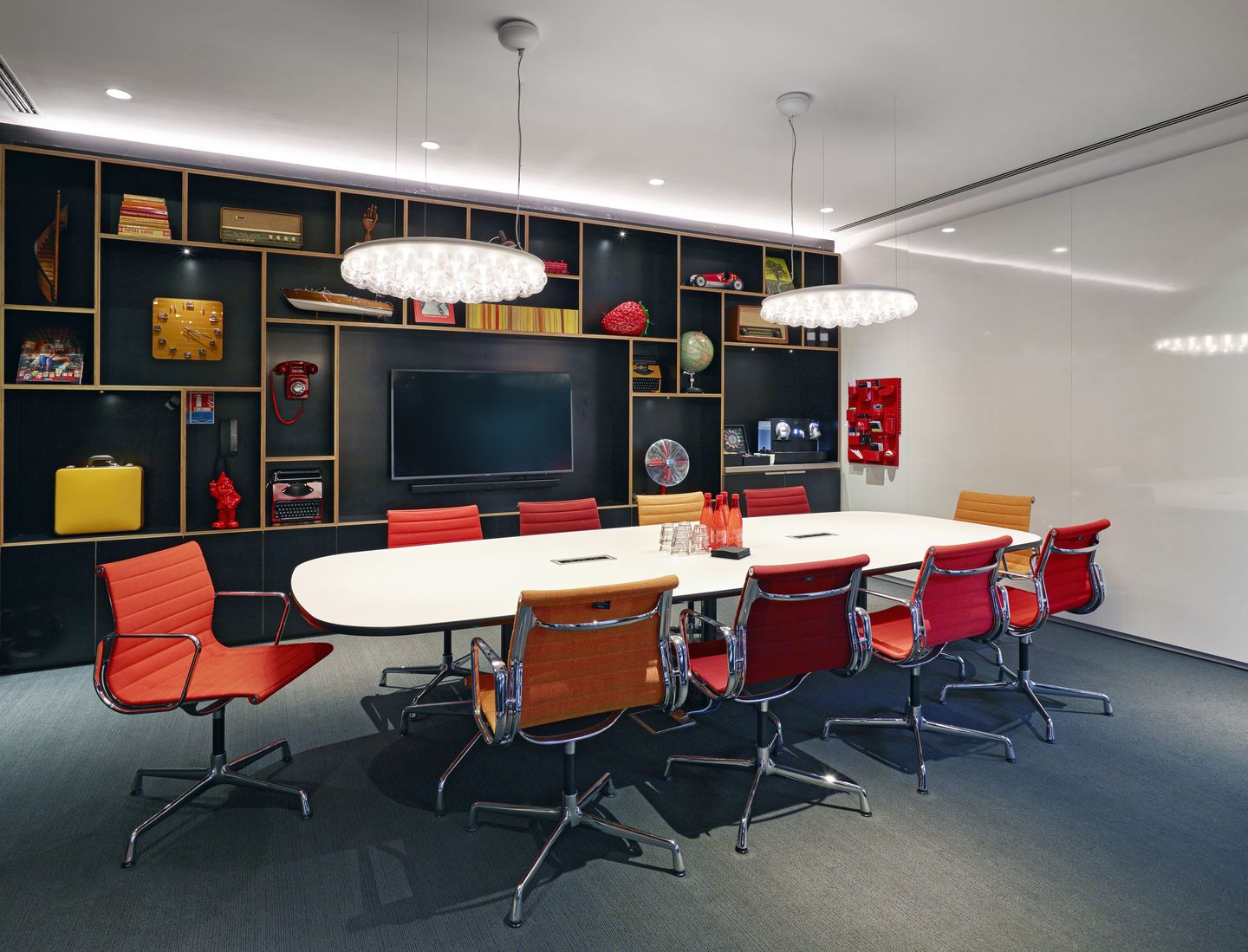 Aluminium Chair EA 108 / EA108 Stuhl Vitra