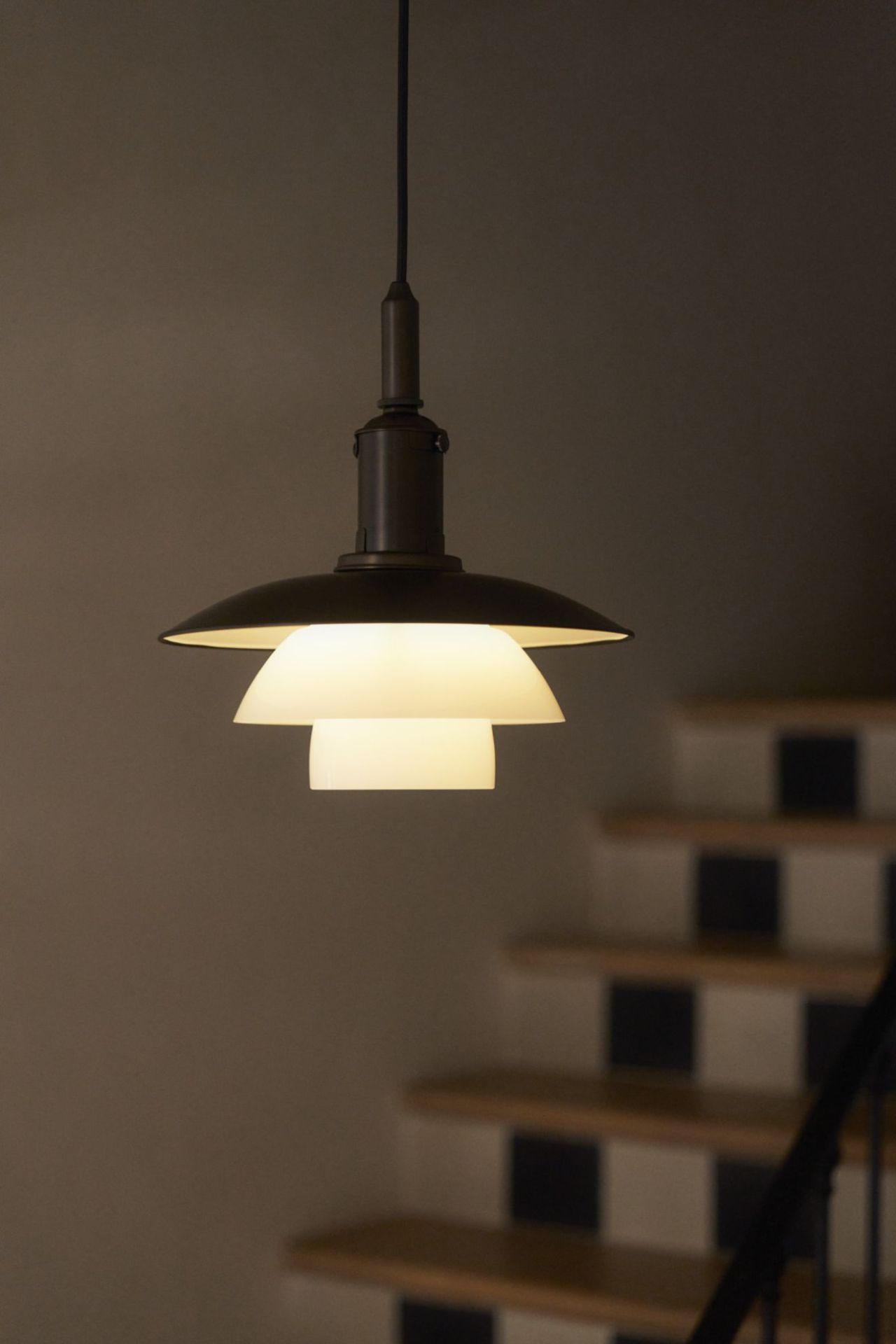 PH 3/3 Aged Brass Opal Pendelleuchte Louis Poulsen