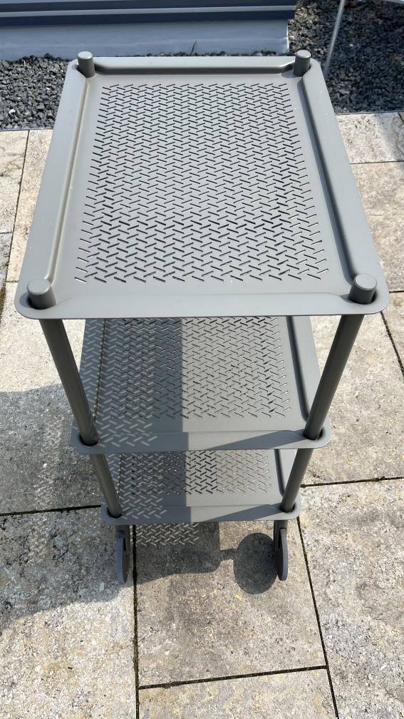 Flow Trolley Servierwagen TAUPE Muuto AUSSTELLLUNGSSTÜCK