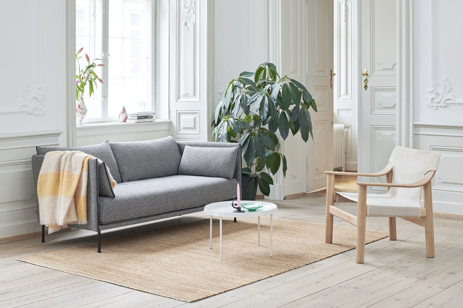 Silhouette Sofa 2-Sitzer Low Hay