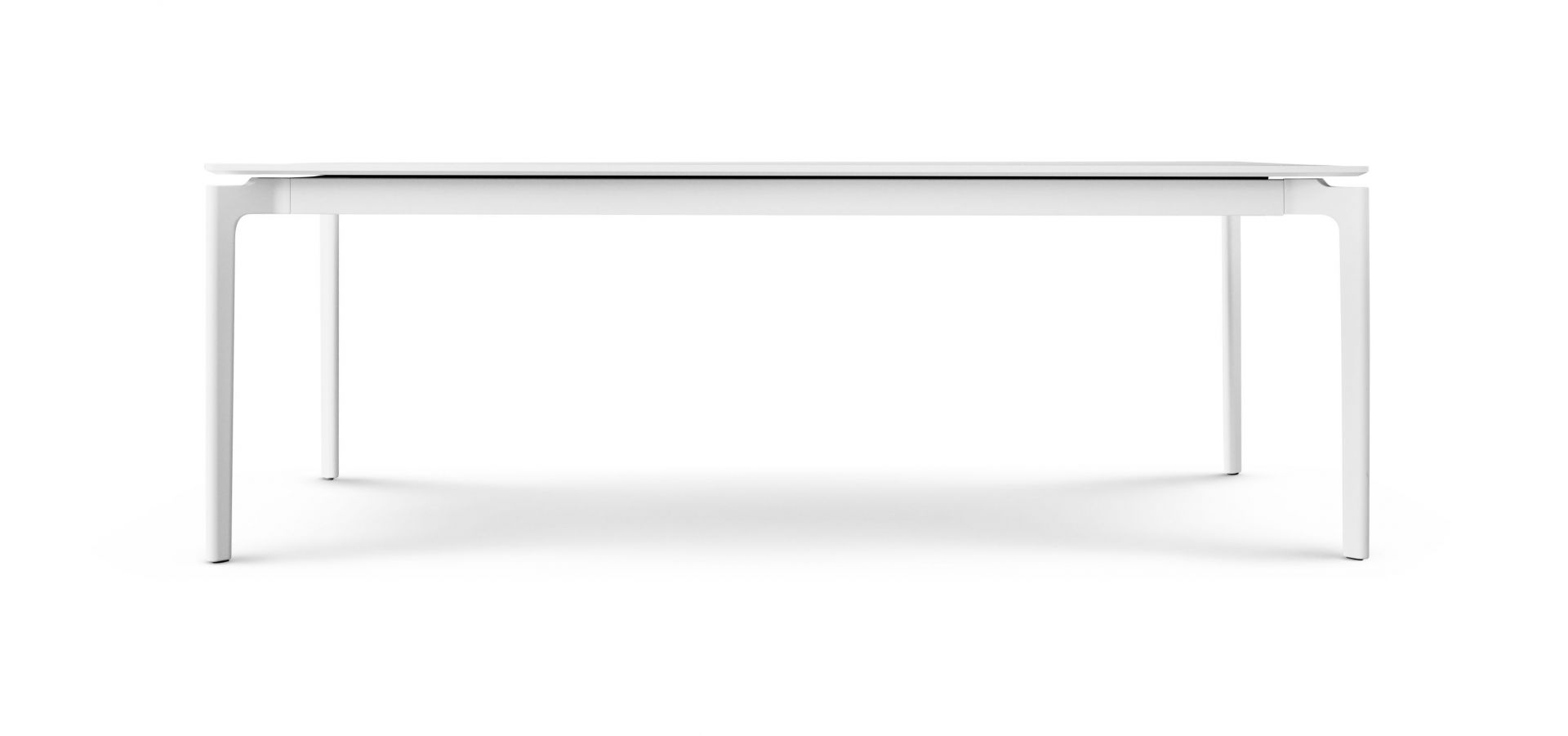 Weißer "More" Esstisch von Eva Solo, ausziehbar, modernes Design für Esszimmer und Küche.