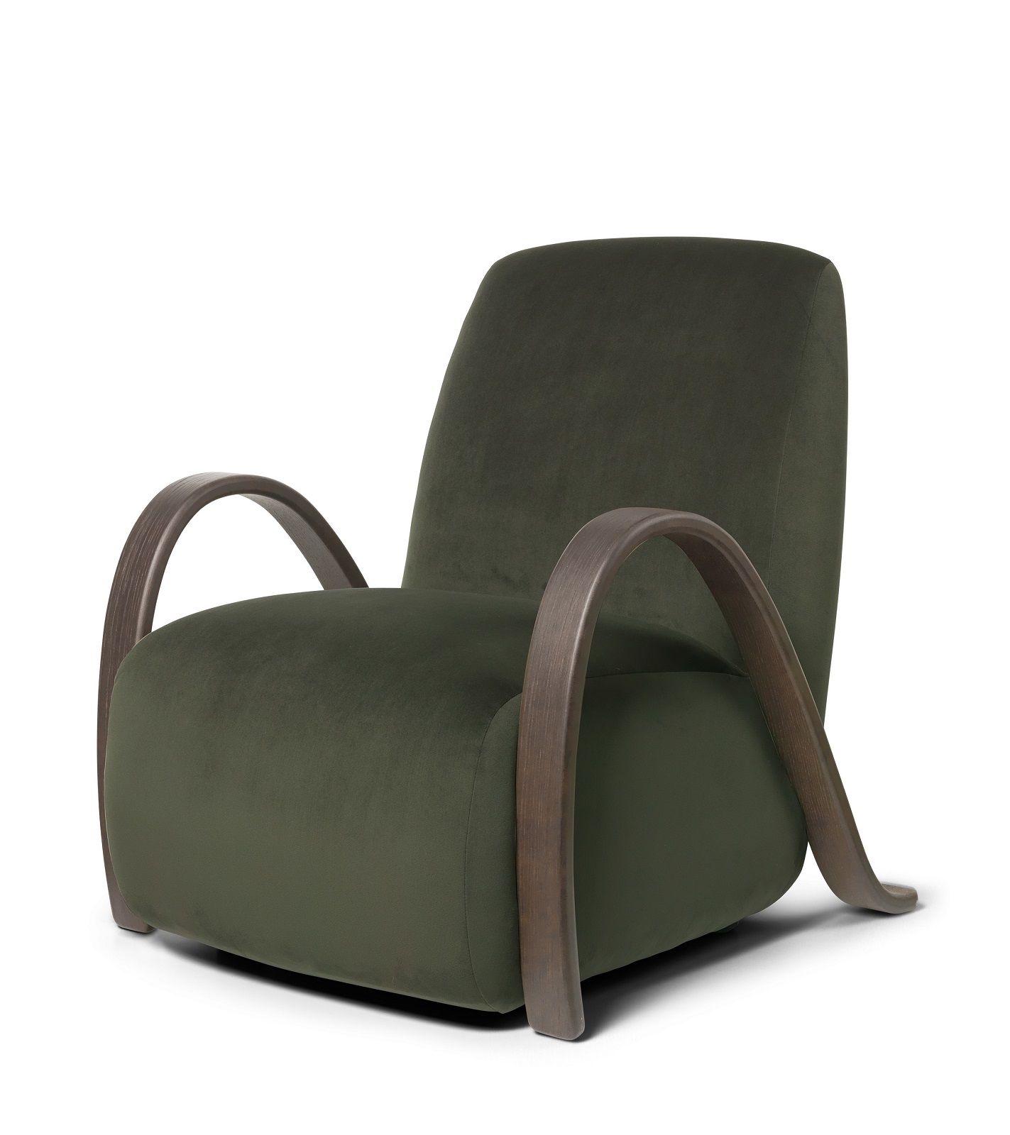 Grüner Buur Lounge Chair von Ferm Living mit Holzarmlehnen, moderner Sessel für Wohnzimmer.