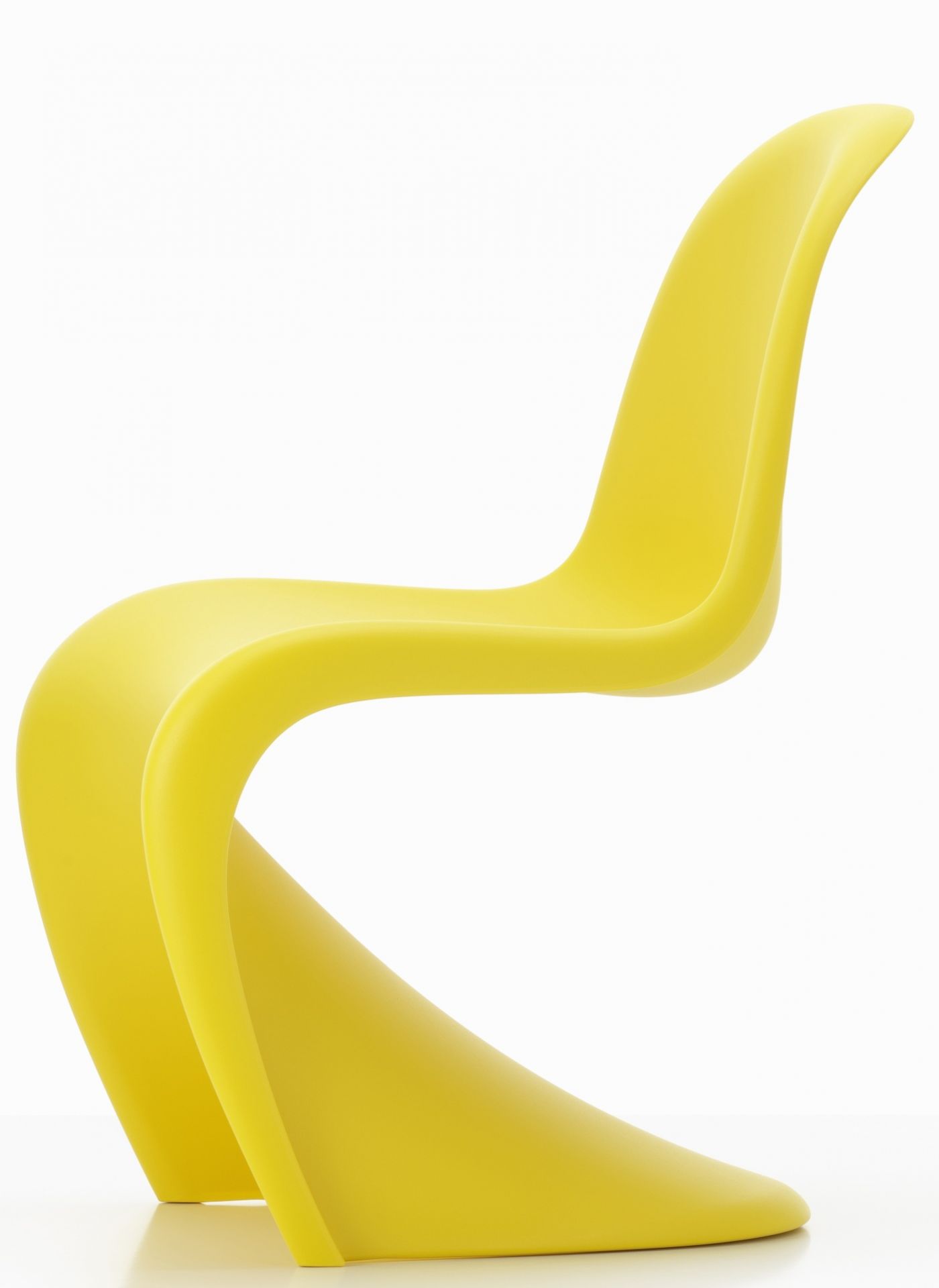 Vitra Panton Junior Stuhl in Goldgelb: Designklassiker Kinderstuhl aus Kunststoff, modernes Möbelstück.