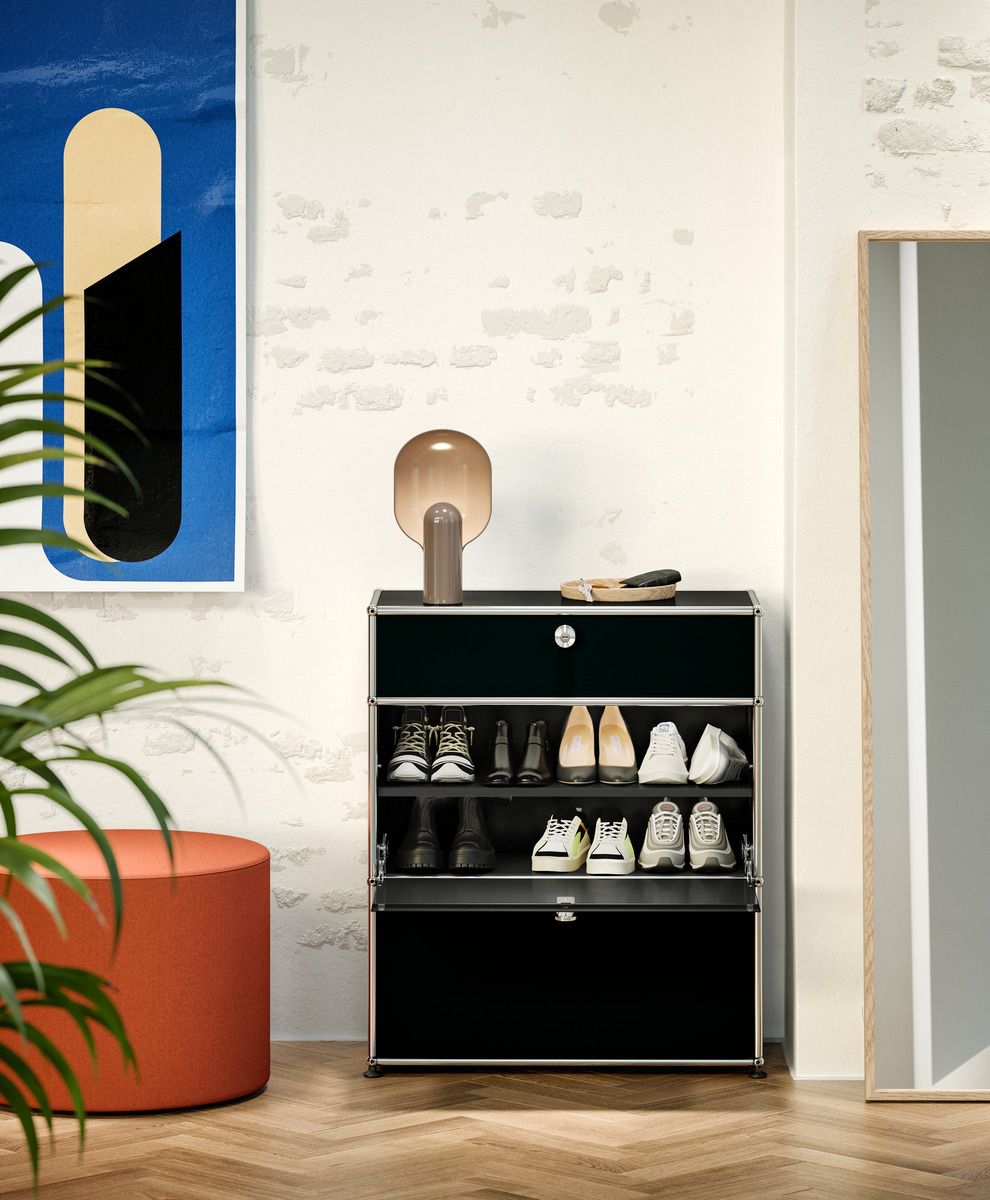 USM Haller Highboard M25 mit 2 Klappen – rubinrot