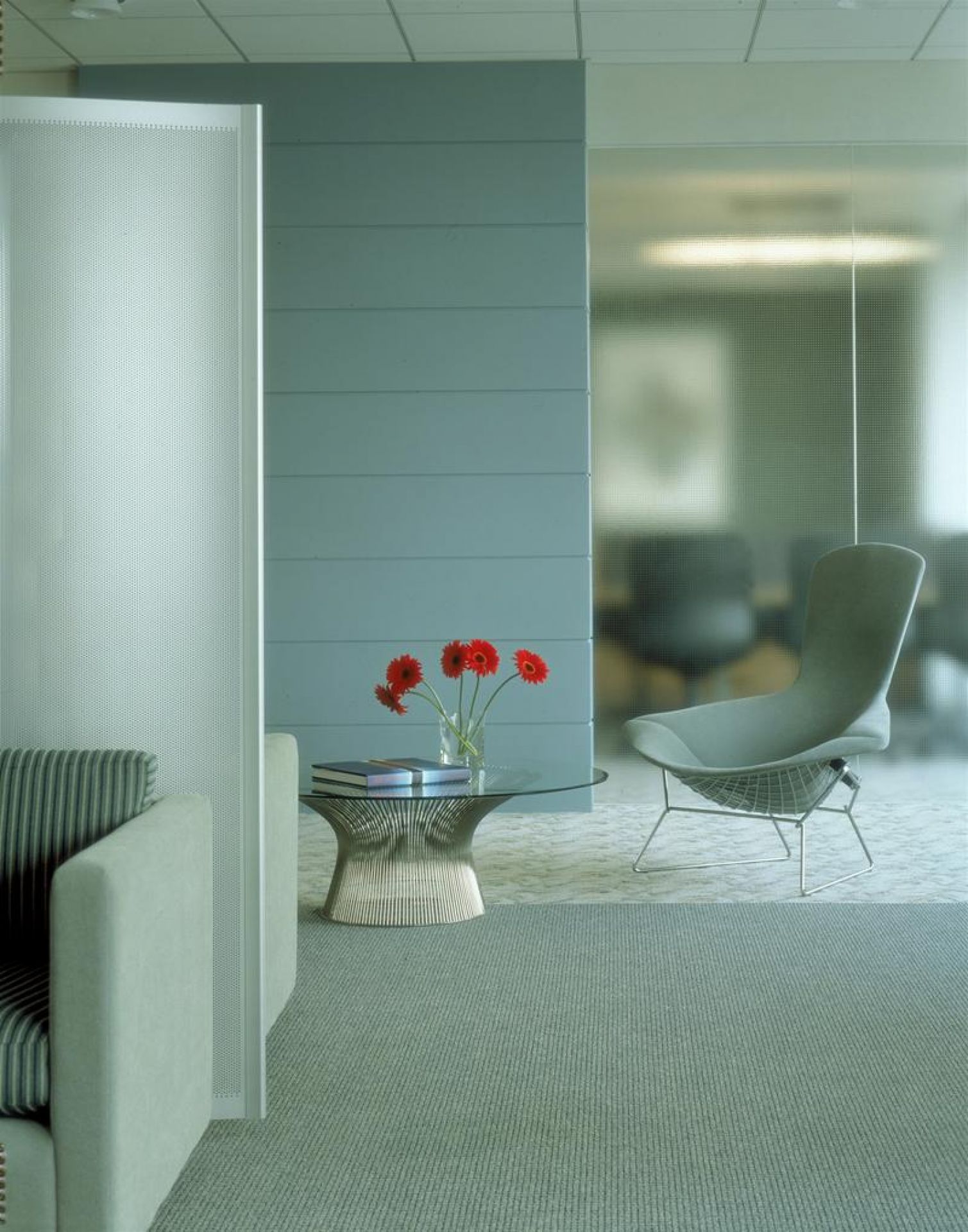 Platner Beistelltisch / Couchtisch Knoll International