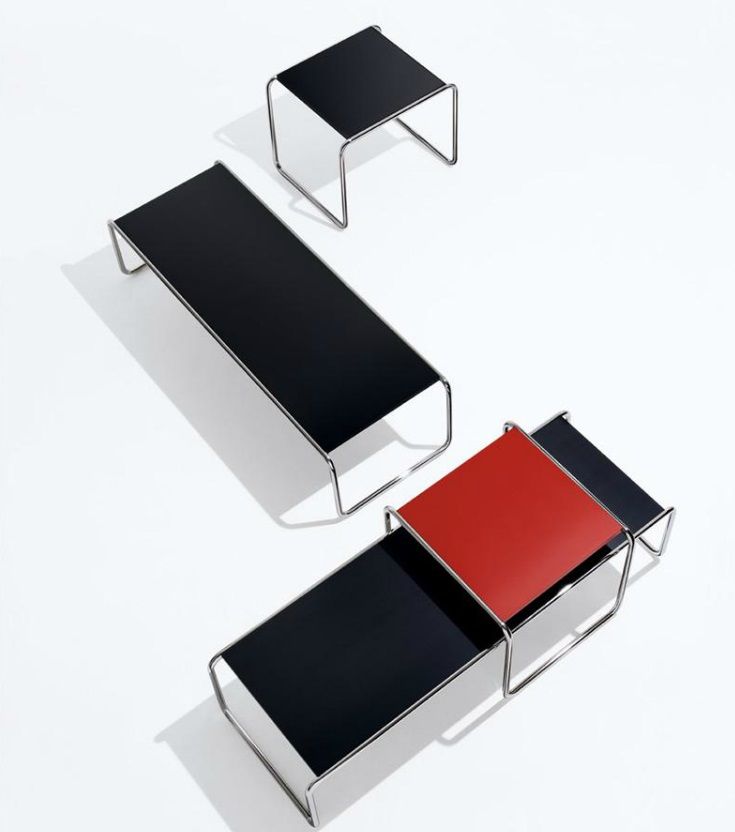 Laccio Couchtische von Knoll International, verschiedene Größen und Farben, modernes Design mit Stahlgestell.