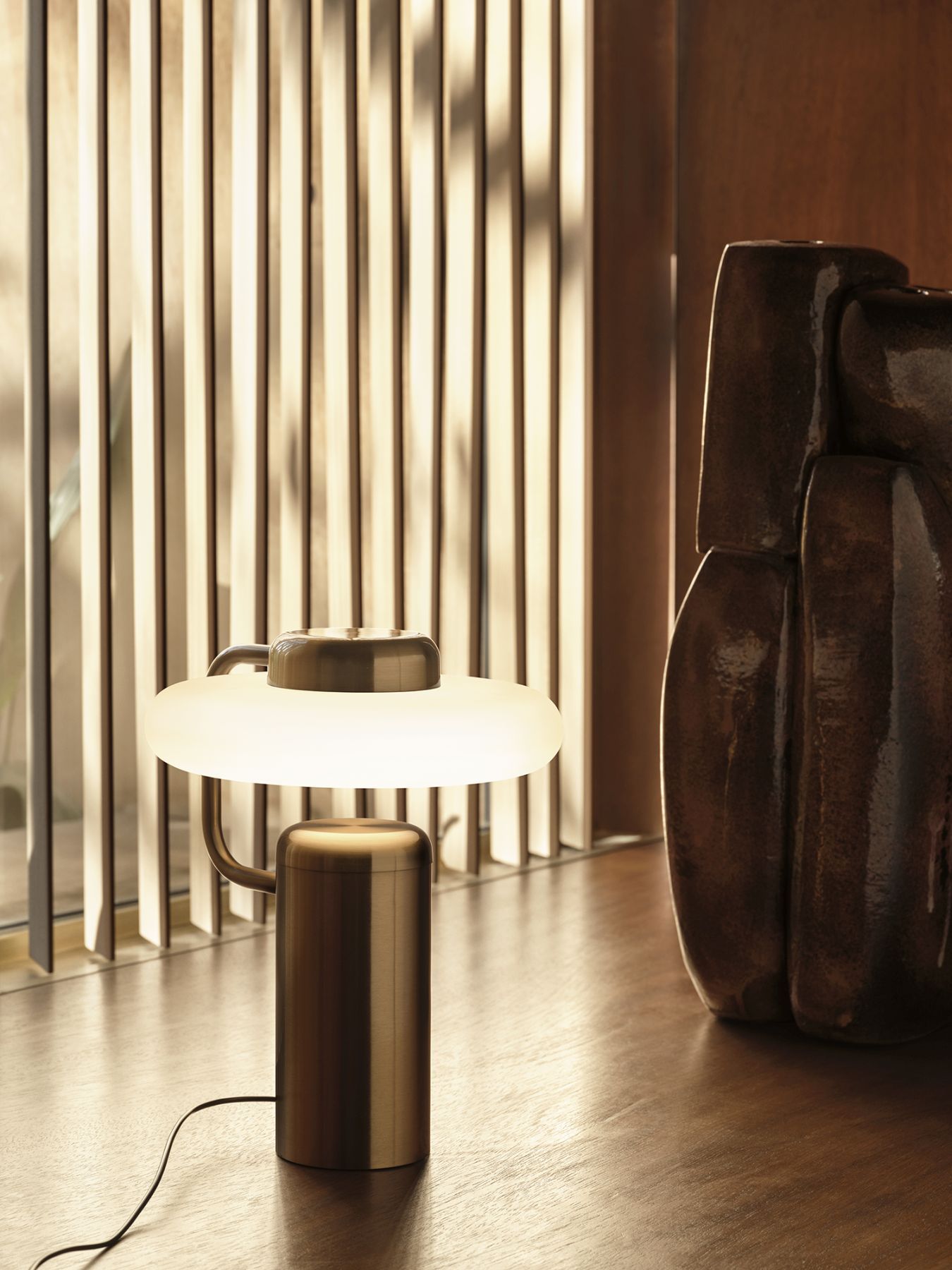 Tratto Tischleuchte schwarz Kdln