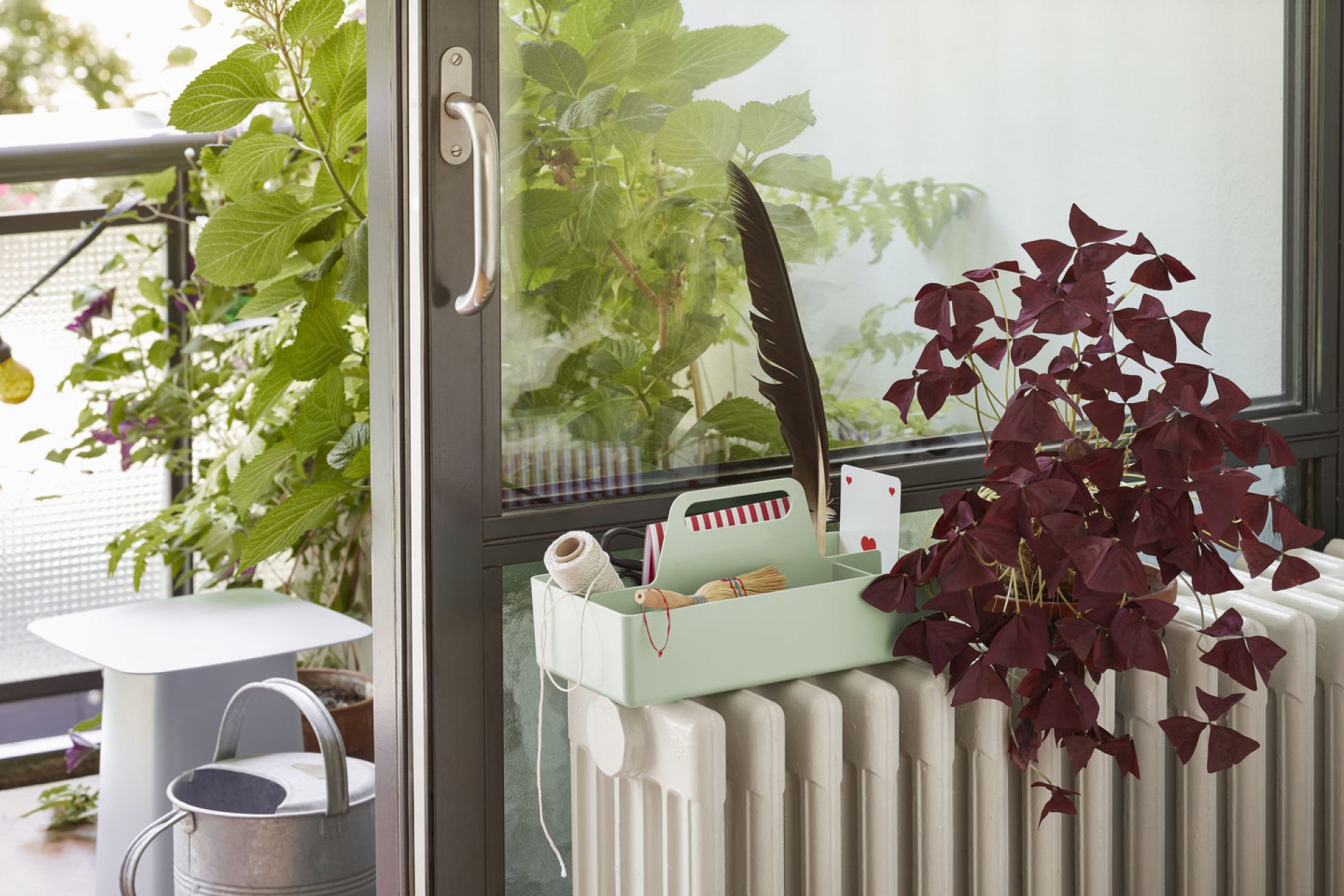 Metal Side Table Beistelltisch Groß Vitra