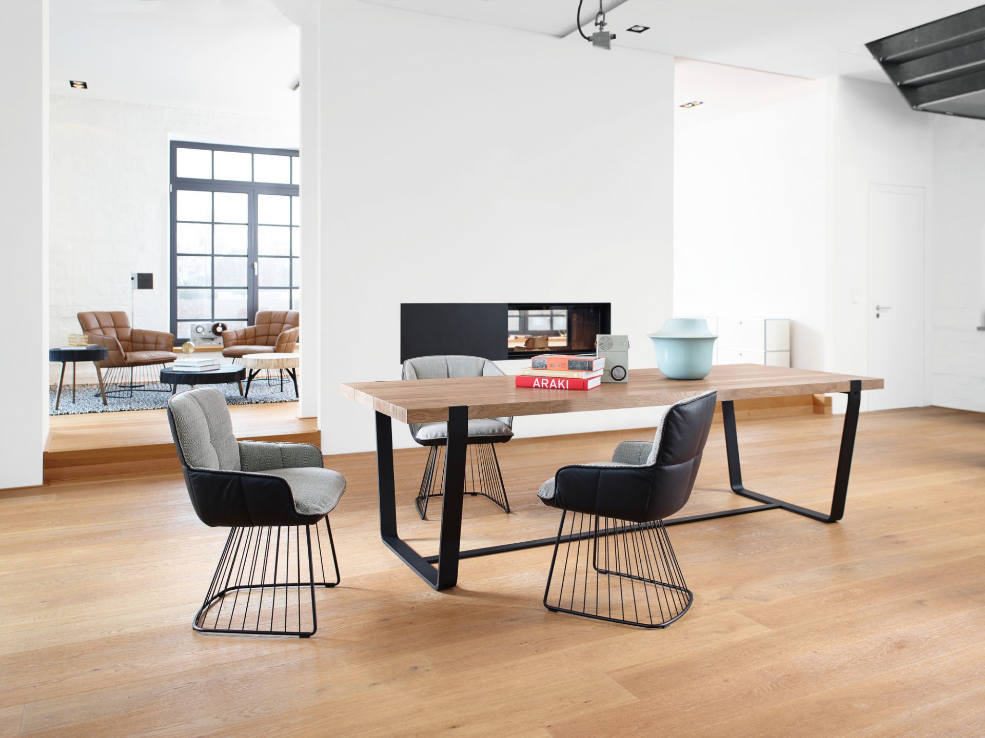 BB 11 Clamp Tisch Eiche roh/geölt Janua