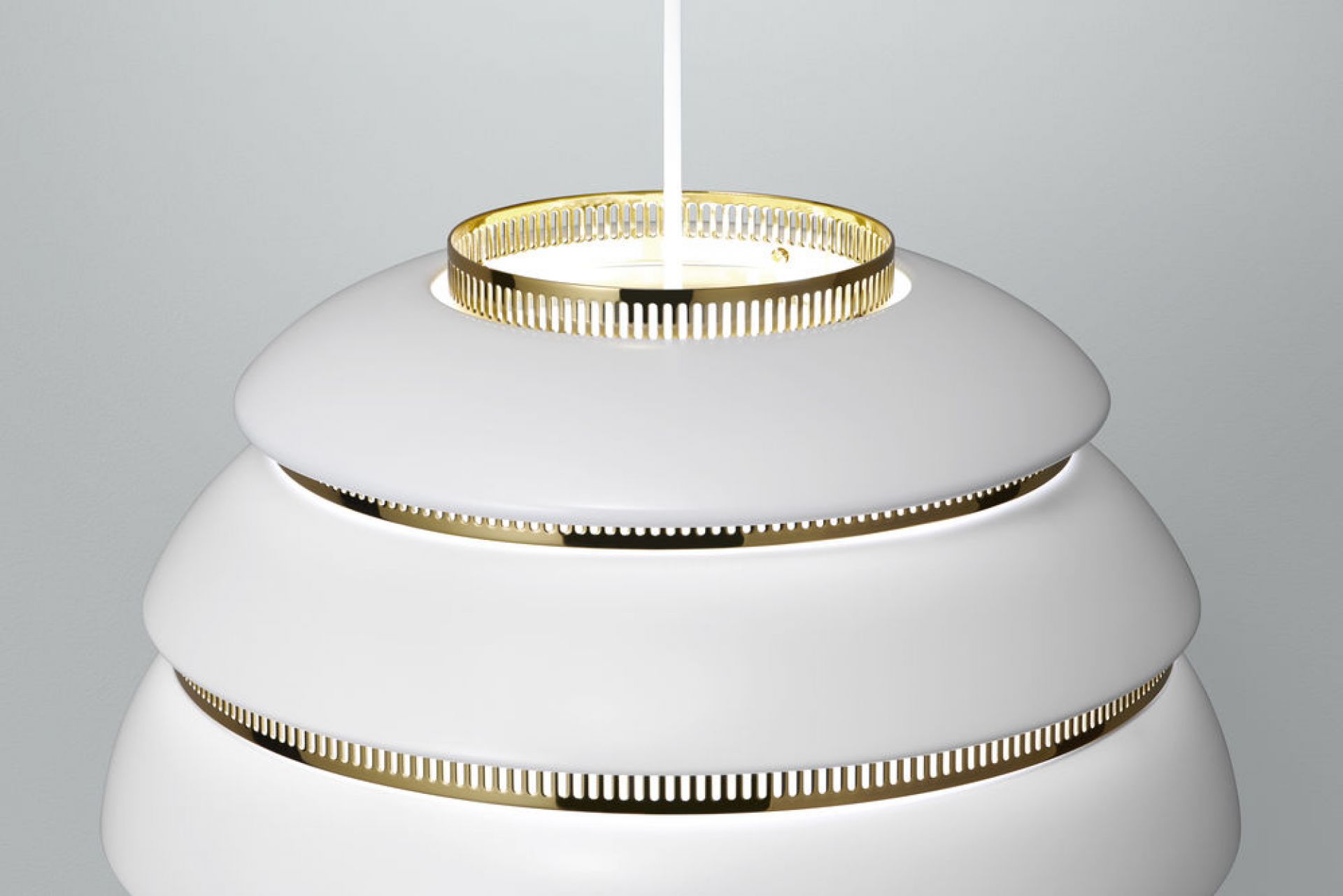 A331 Beehive Hängeleuchte Artek