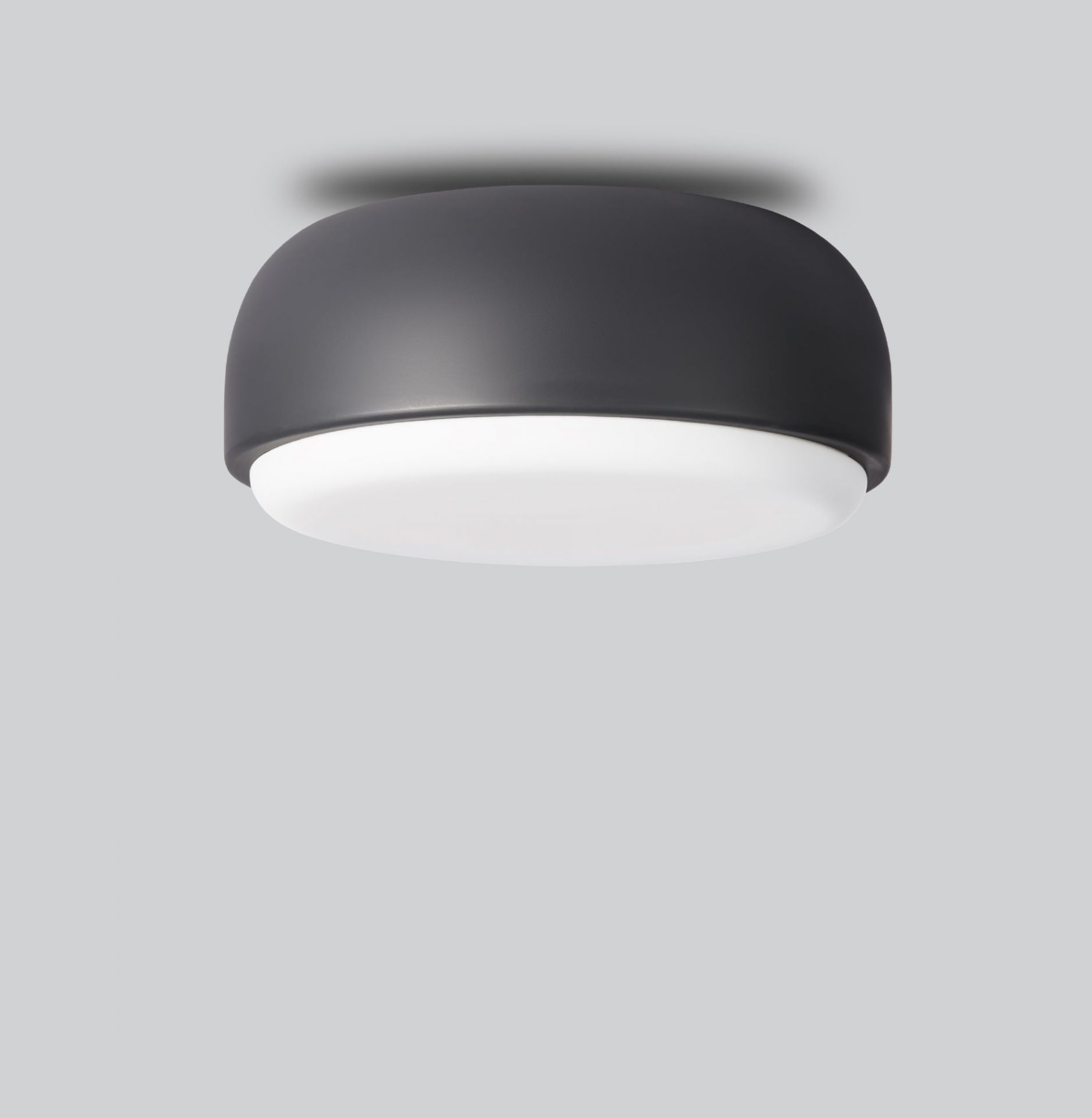 Northern Over Me Deckenleuchte, Ø30cm, in Grau. Moderne Deckenlampe für Wohnzimmer und Schlafzimmer.