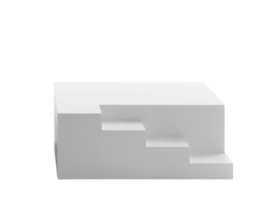 Weißer Mezzanino Beistelltisch von Mogg, 90x90cm, mit Stufen-Design für moderne Wohnräume.