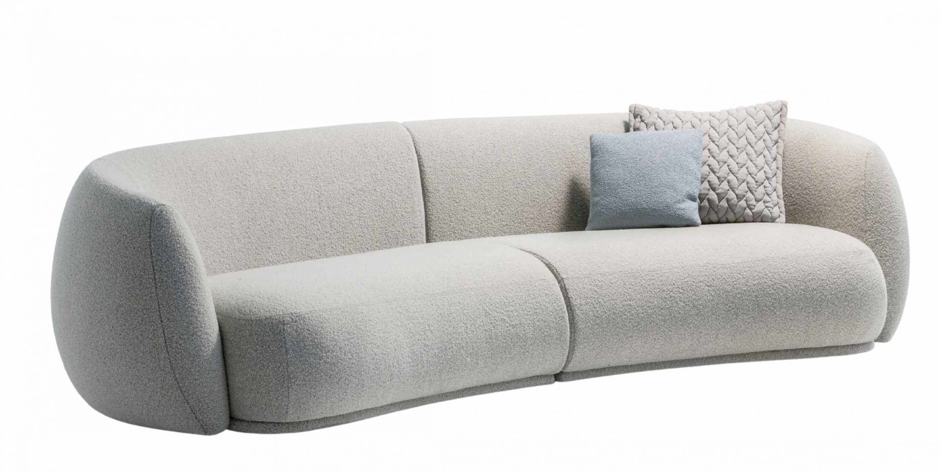 Pacific Sofa von Moroso, modernes 3-Sitzer Sofa in Bouclé-Optik mit Kissen.