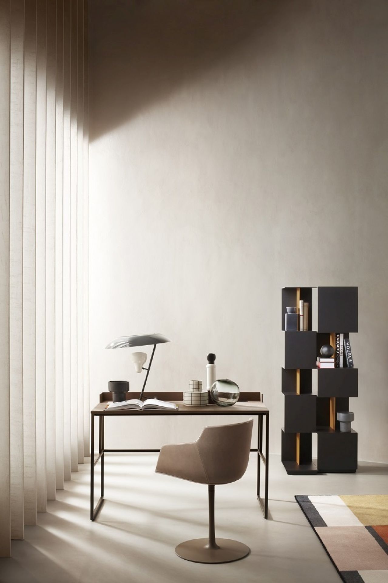 VENTI HOME LIGHT Desk Schreibtisch MDF Italia Blecheiche / Weiß matt