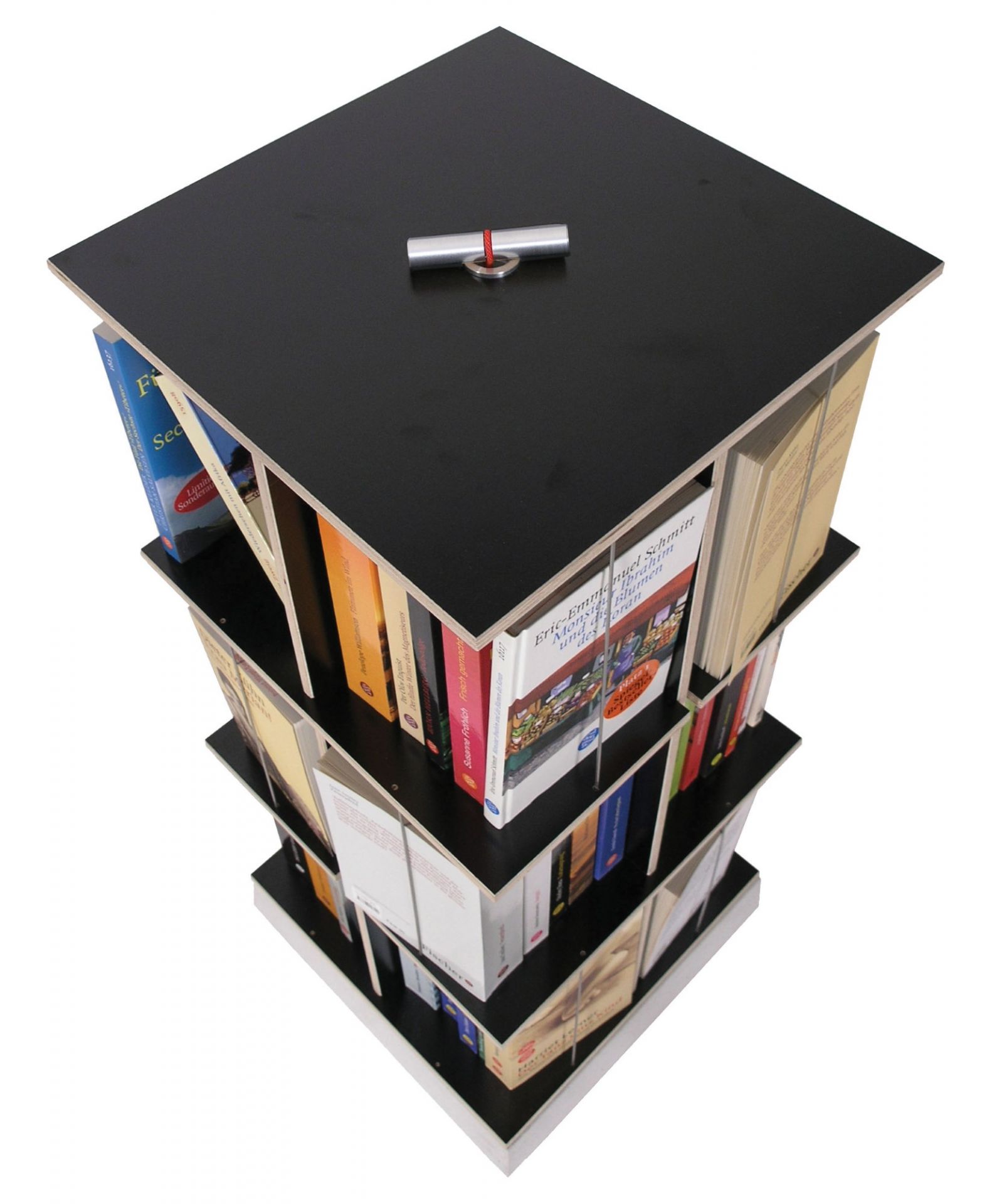 Blick von oben auf den Buchstabler Bücherturm, ein Design Bücherregal von Nils Holger Moormann.