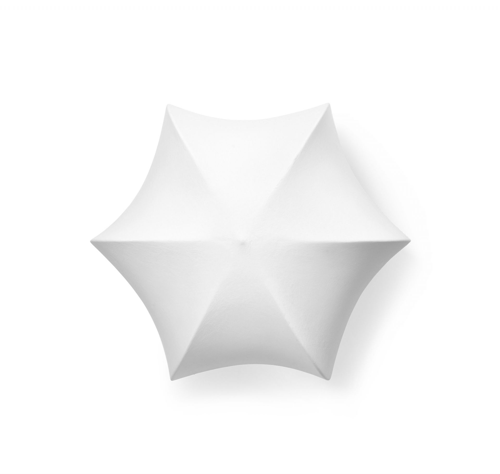 Weiße Poem Leuchte von Ferm Living, Deckenleuchte oder Wandleuchte in Sternform.