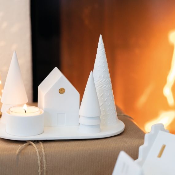 Wintermärchen Kerzenhalter Waldhütte Räder  