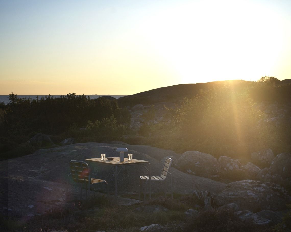 Vig Table 90 x 90 cm Tisch Outdoor Normann Copenhagen