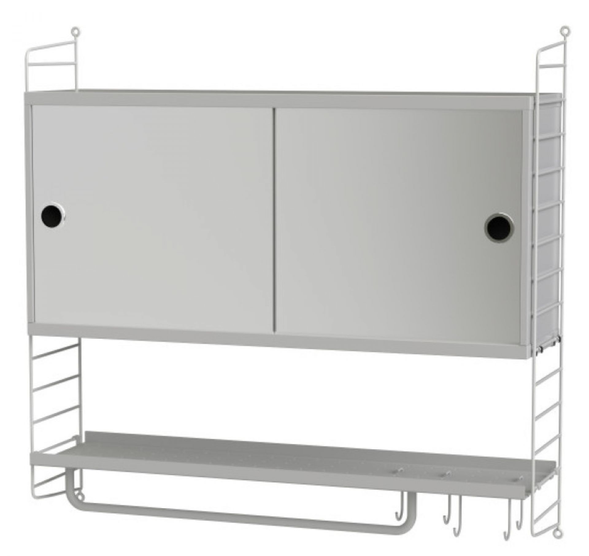 String Badezimmer Wandregal mit Schiebetüren, Handtuchhalter und Ablage in Grau.