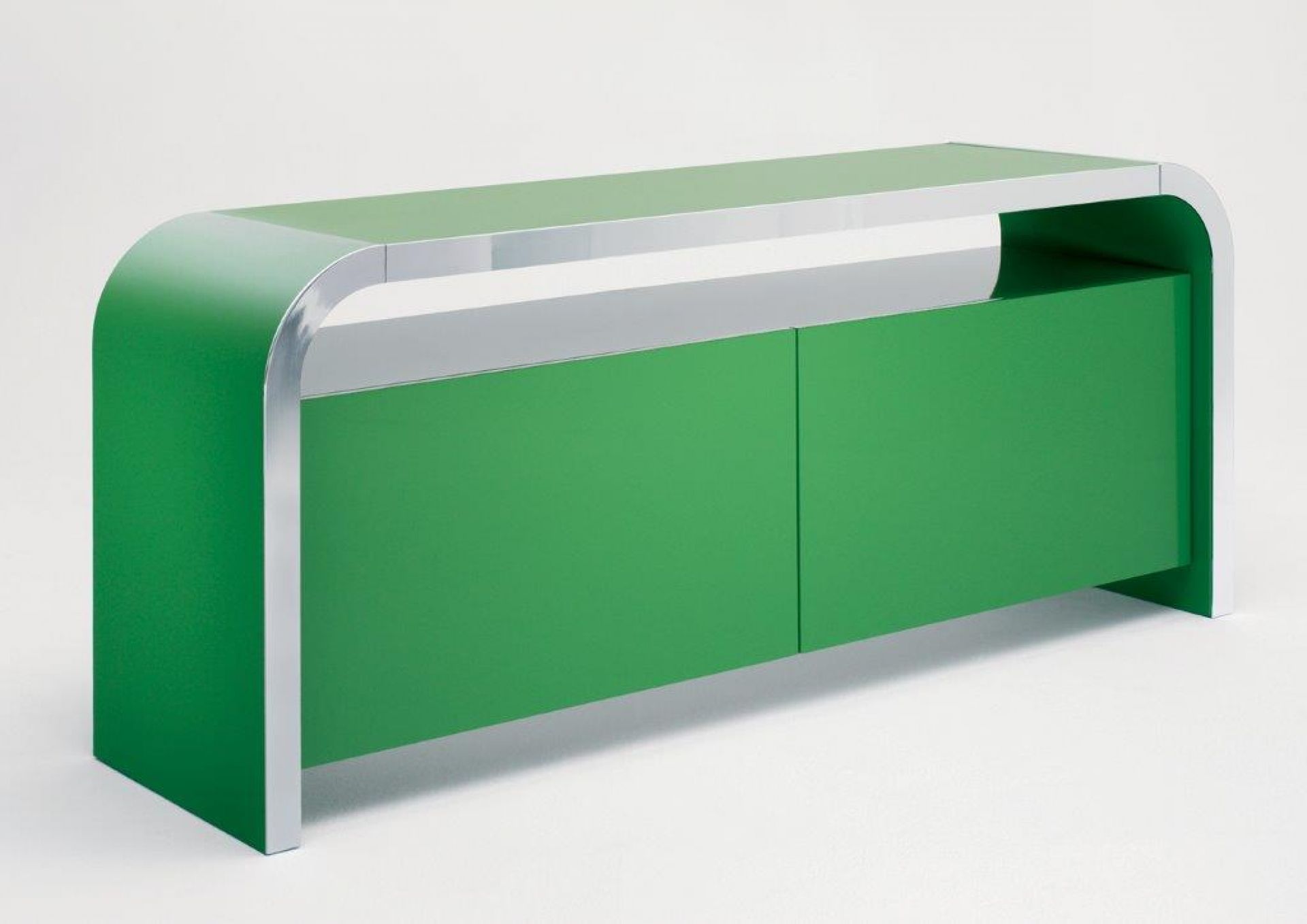 Grünes Highline Sideboard L14 von Mueller Moebelfabrikation mit zwei Türen und silbernem Rahmen.