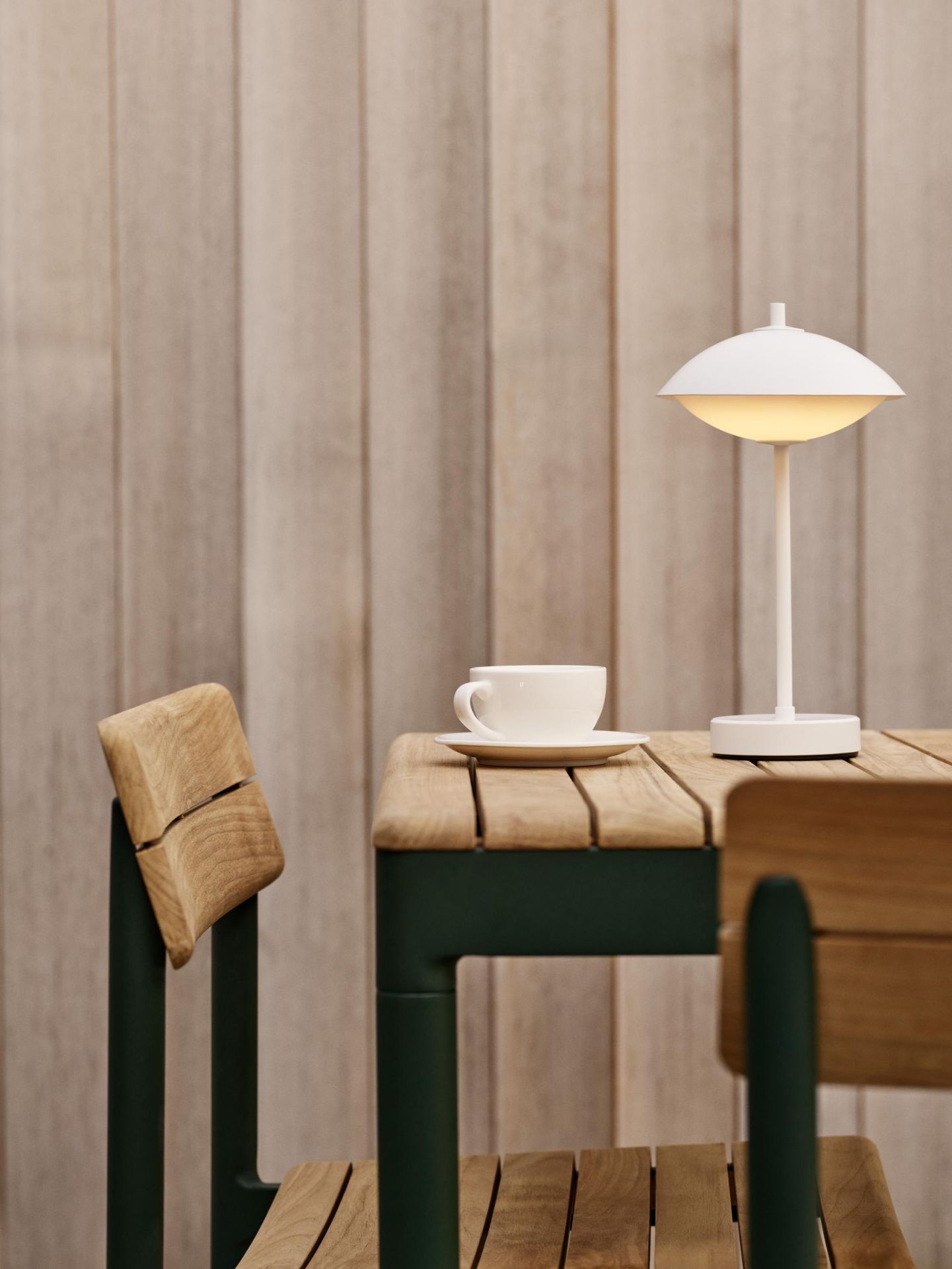 Clam Portable Tischleuchte Akkuleuchte Fritz Hansen