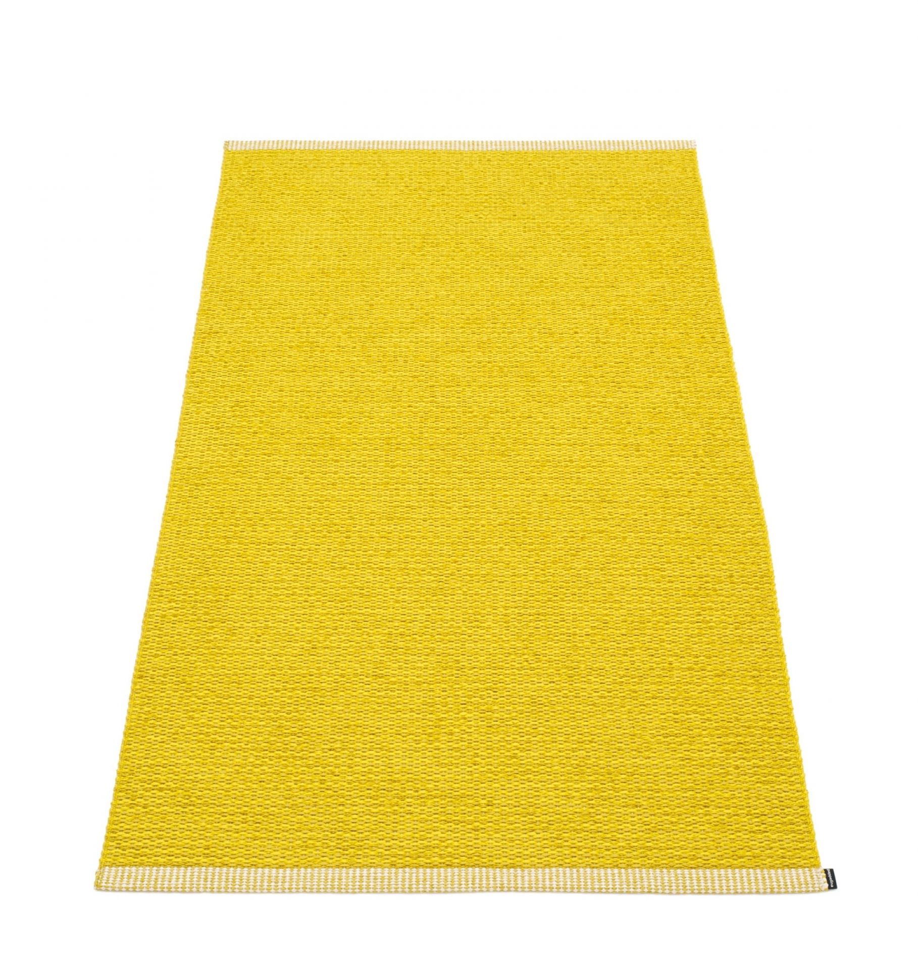 Senffarbener Pappelina Mono Kunststoffteppich, 85x260 cm. Moderner Teppich für Innen- und Außenbereich.