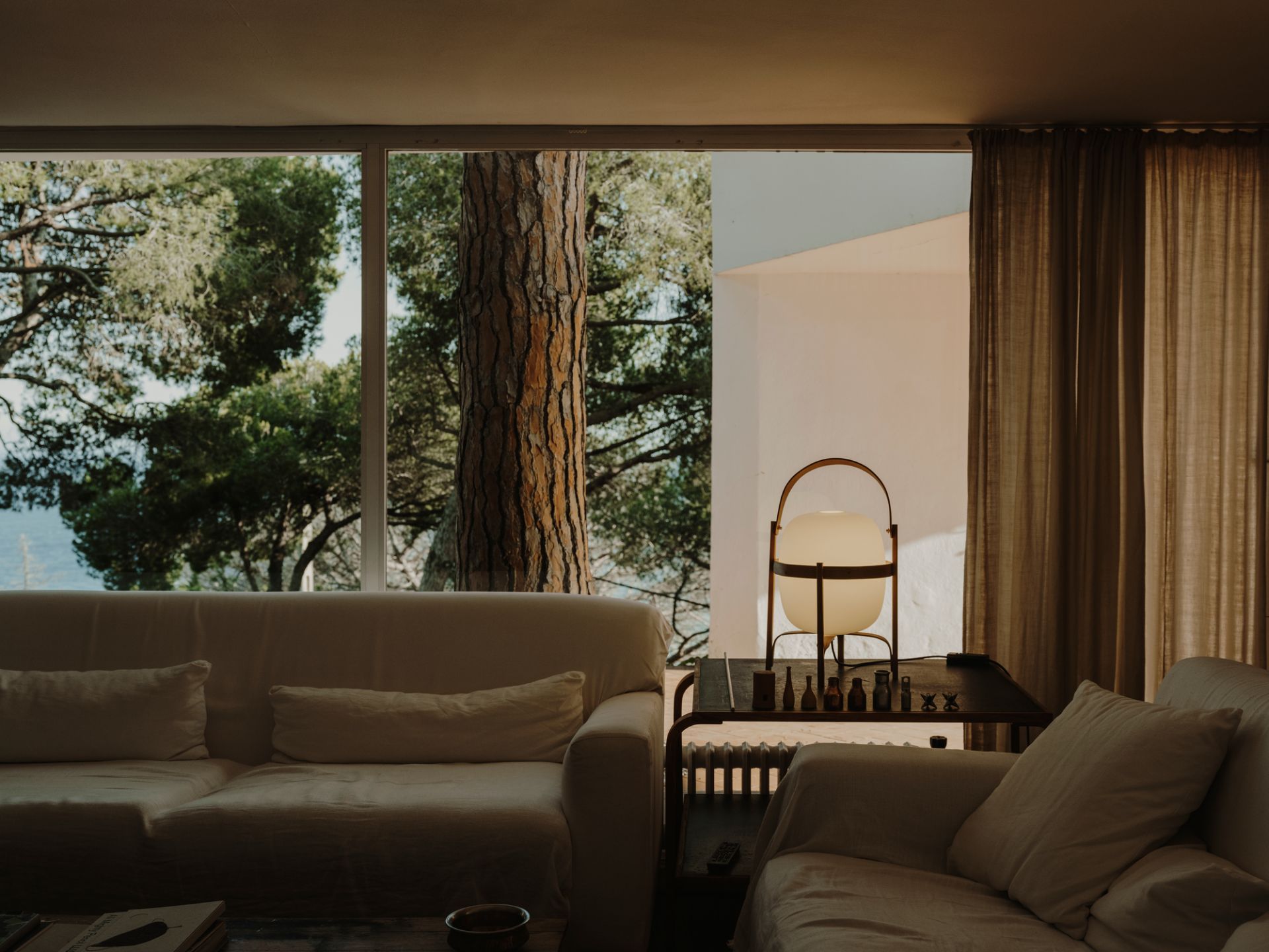 Cesta Tischleuchte / Tischlaterne Santa & Cole