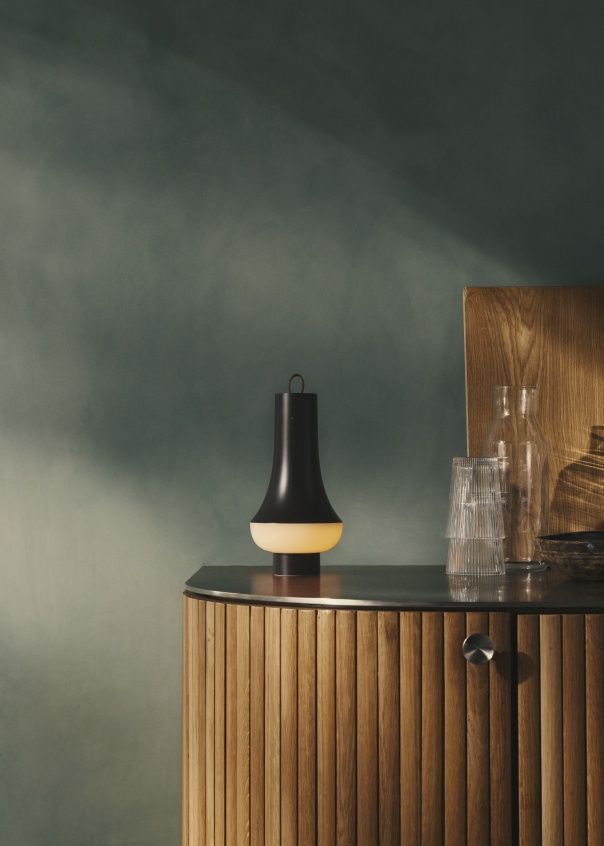 Tomoshi Portable Akkuleuchte / Tischleuchte Louis Poulsen