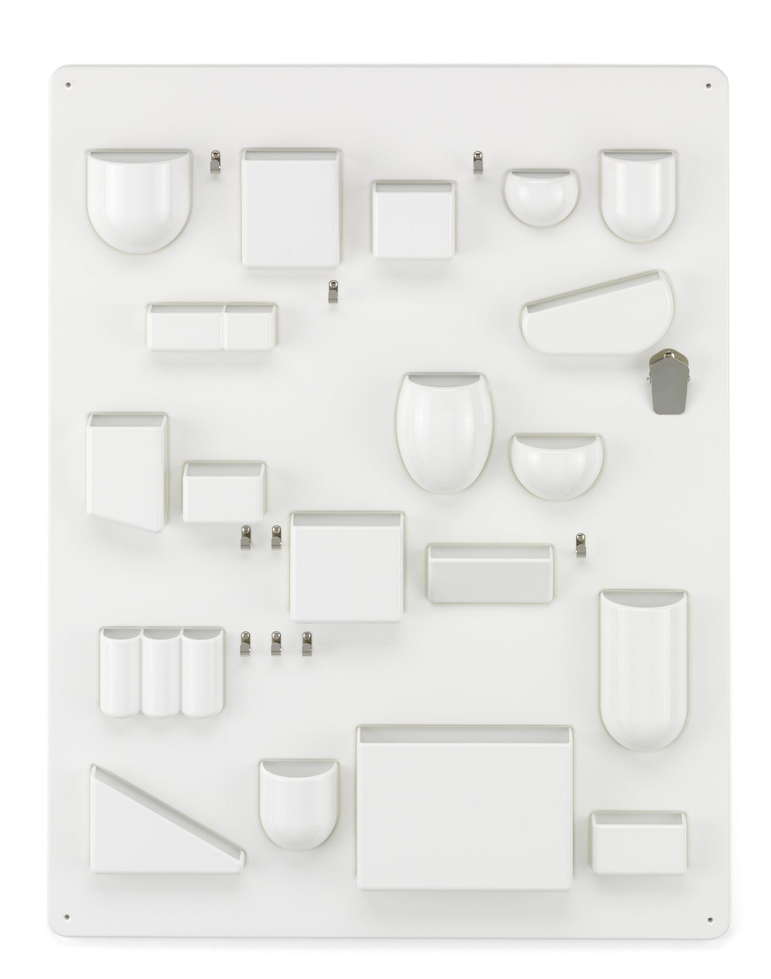 Weißes Uten.Silo Wand-Ordnungssystem von Vitra mit verschiedenen Behältern und Fächern zur Aufbewahrung und Organisation von Büroartikeln.