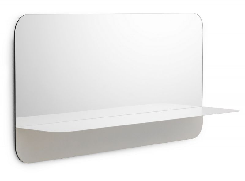Horizontaler Wandspiegel mit Ablagefläche, weiß, von Normann Copenhagen. Modernes Design für Badezimmer und Flur.