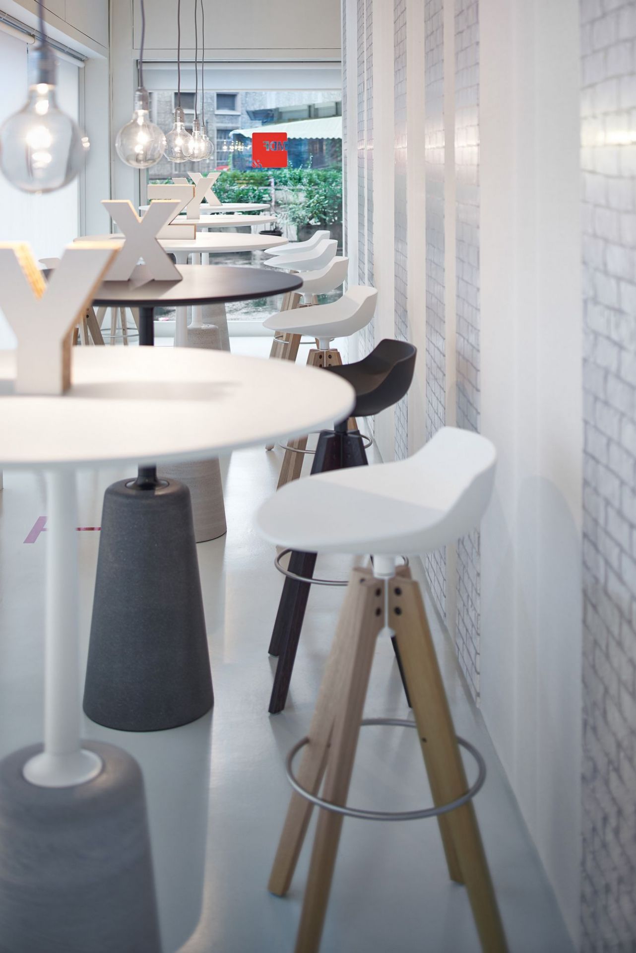 Flow Stool VN Hocker / Barhocker MDF Italia